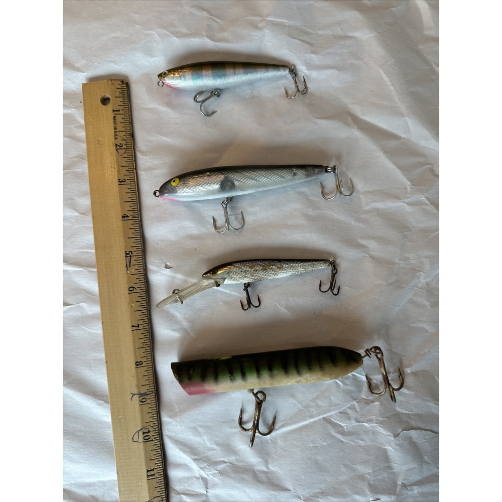 Lot Of 4 Vintage Unbranded Fishing‎ Lures